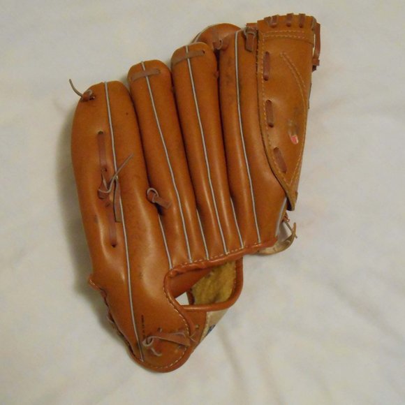 Seattle Mariners Rainier Bank Flex Action Genuine Cowhide Laced Baseball Glove - Picture 2 of 6